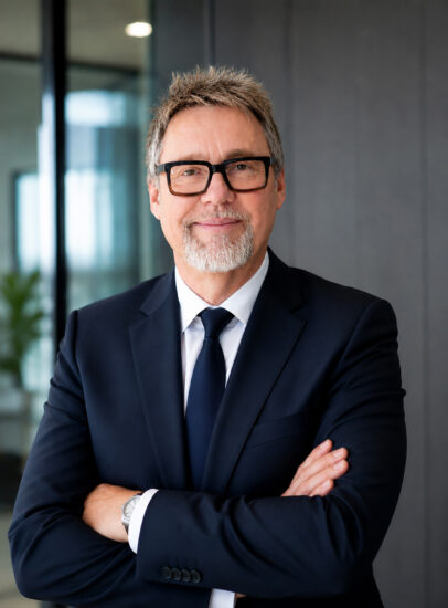 Klaus Wolfgang Wildner, Gründer des KHMI - Karlshochschule Management Instituts für KI Weiterbildung
